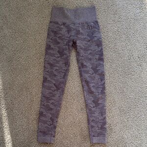 Gymshark Camo Leggings - Gray